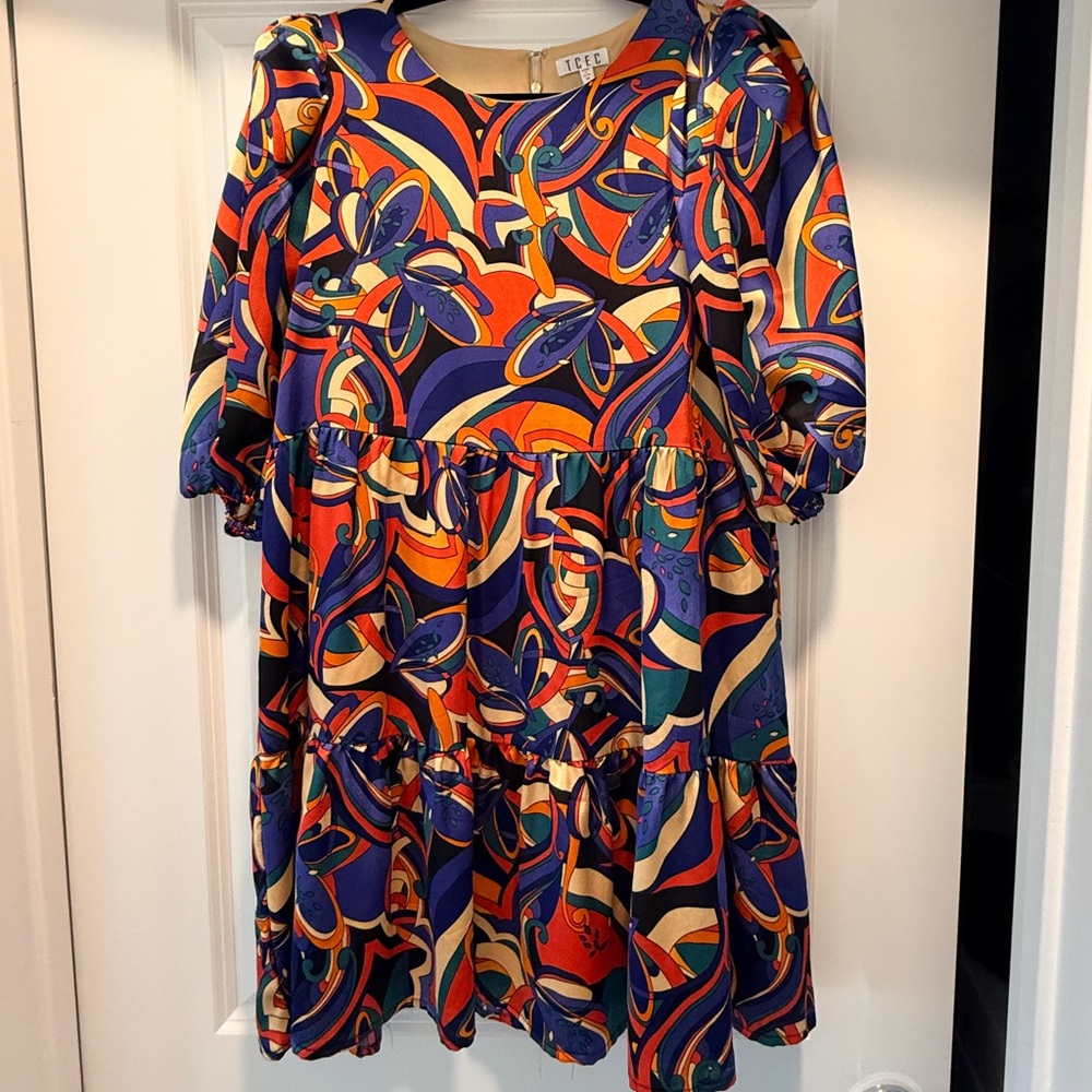 TCEC Bold Retro Print Tiered Dress in Purple & Orange